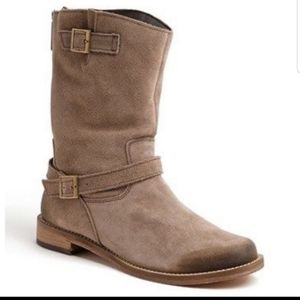 Charles by Charles David Lera Suede Boots 7.5
